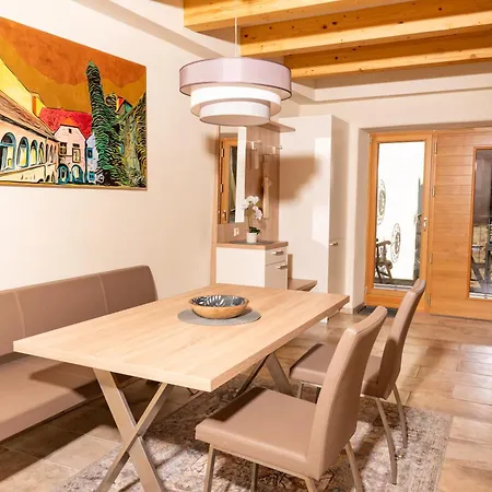 Апартаменты Buergerhaus Martinecz *