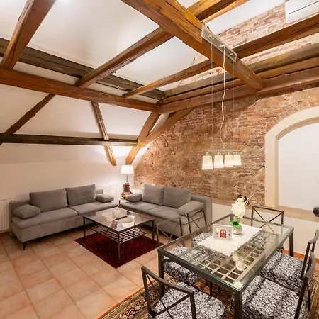 Апартаменты Buergerhaus Martinecz *